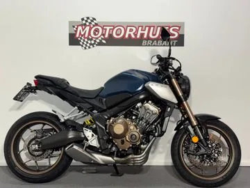 Honda CB650R (2019) — foto 1