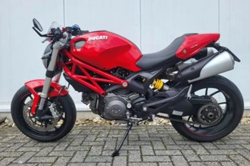 Ducati 796 Monster (2013)
