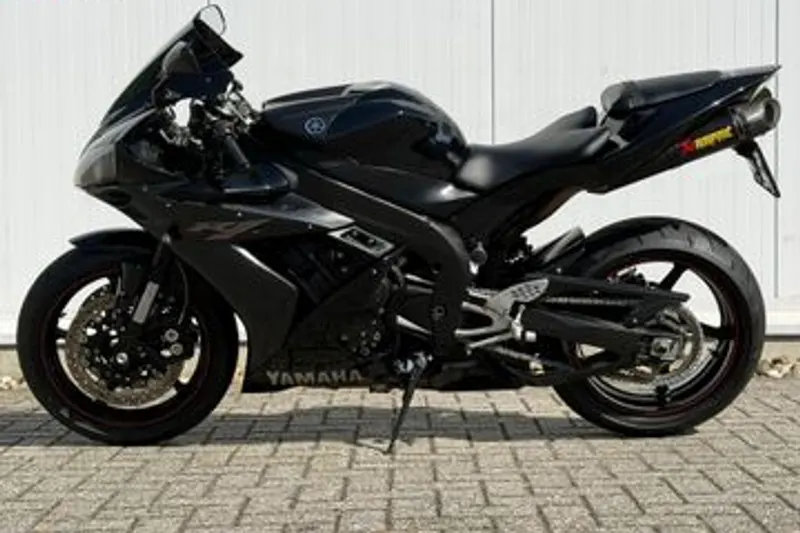 Yamaha YZF-R1 (2006)