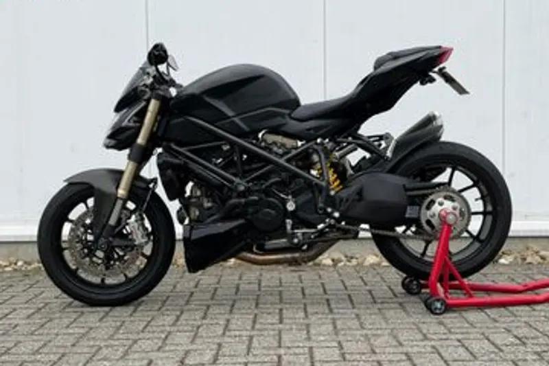 Ducati Streetfighter 848 (2012)