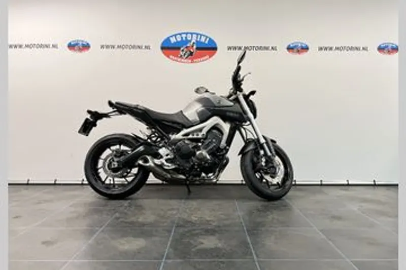 Yamaha MT-09 (2014)