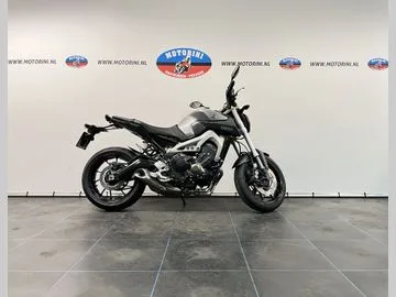YAMAHA MT (2014) — foto 1