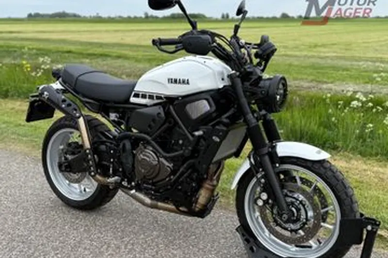 Yamaha XSR700 (2022)