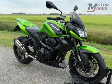 Kawasaki Z 750R (2014) — foto 1