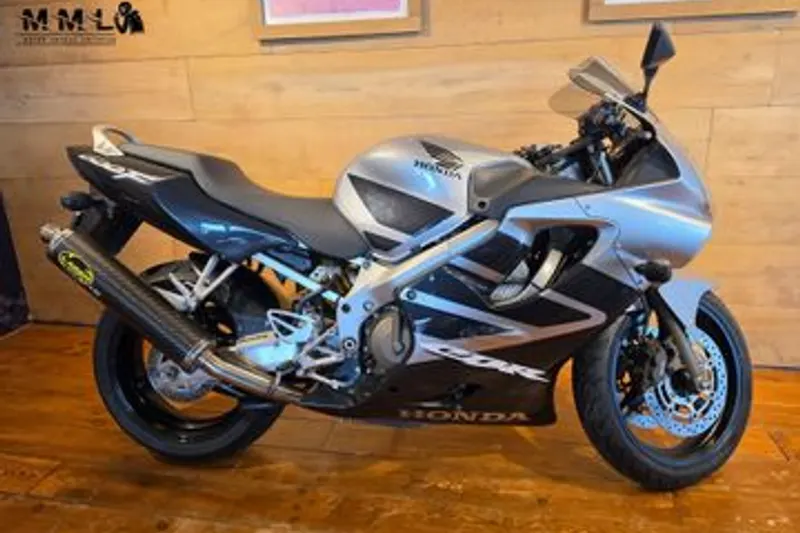 Honda CBR 600 F (2007)