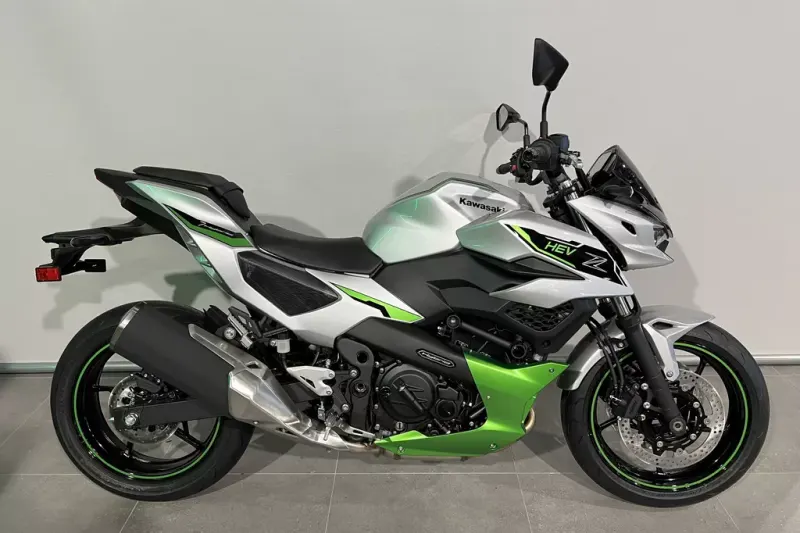 Kawasaki Z7 Hybrid (2025)