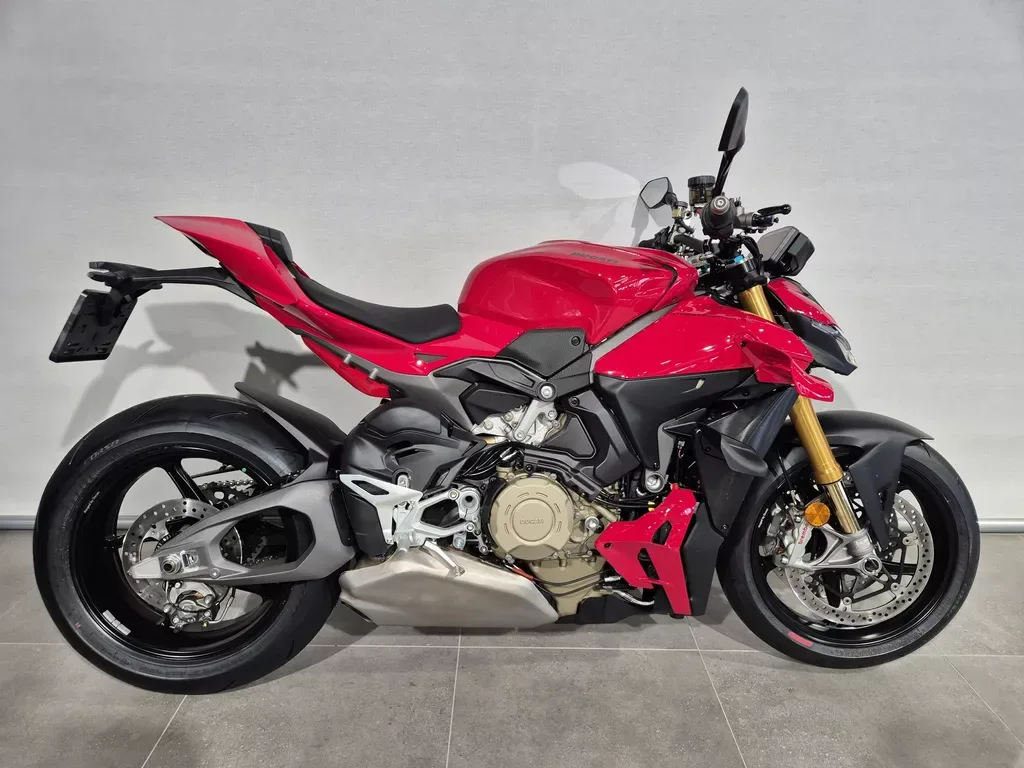 Ducati Streetfighter V4S (2025) — foto 1
