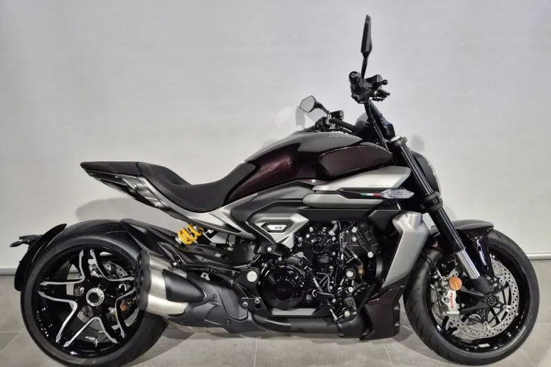 Ducati Xdiavel V4 (2025)