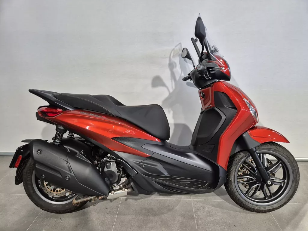 Piaggio Beverly 400 S (2022) — foto 1