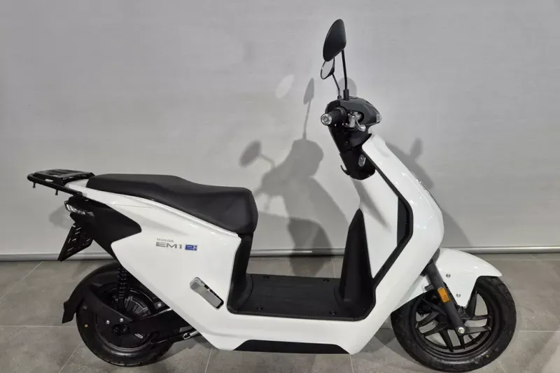 Honda EM1 E (2024)