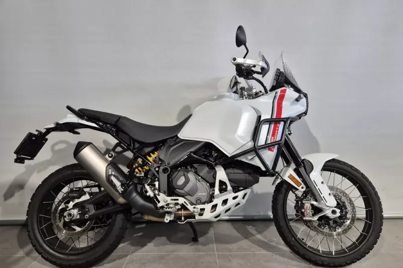 Ducati DesertX (2024)