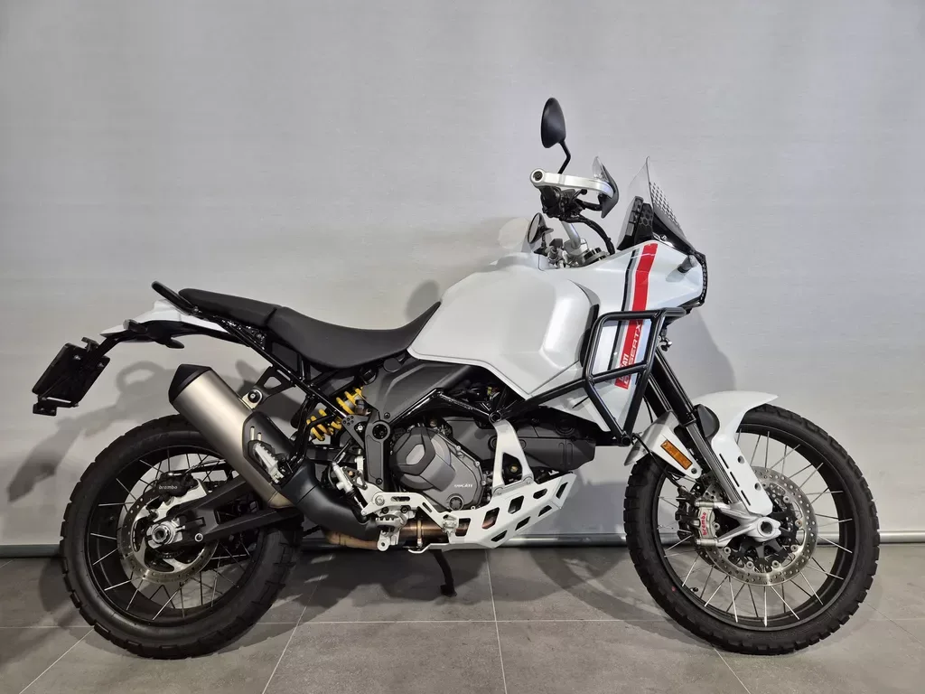 Ducati DesertX (2024) — foto 1