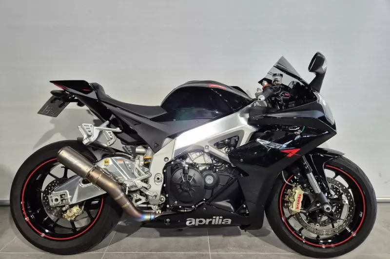 Aprilia RSV 4R (2013)