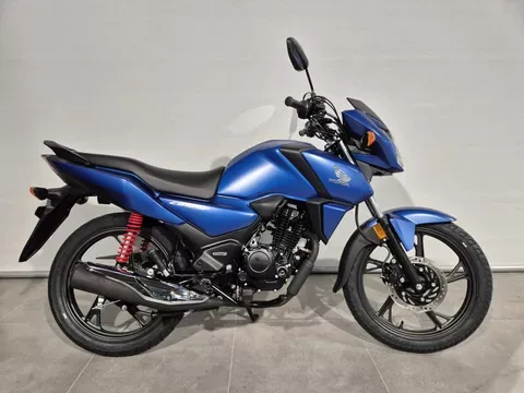 Kawasaki Z900 (2026) — foto 1