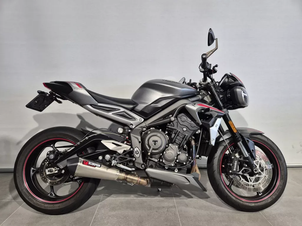 Triumph Street Triple R (2022) — foto 1