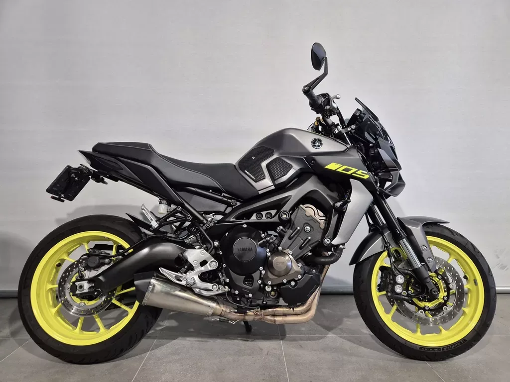 Yamaha MT-09 (2018) — foto 1
