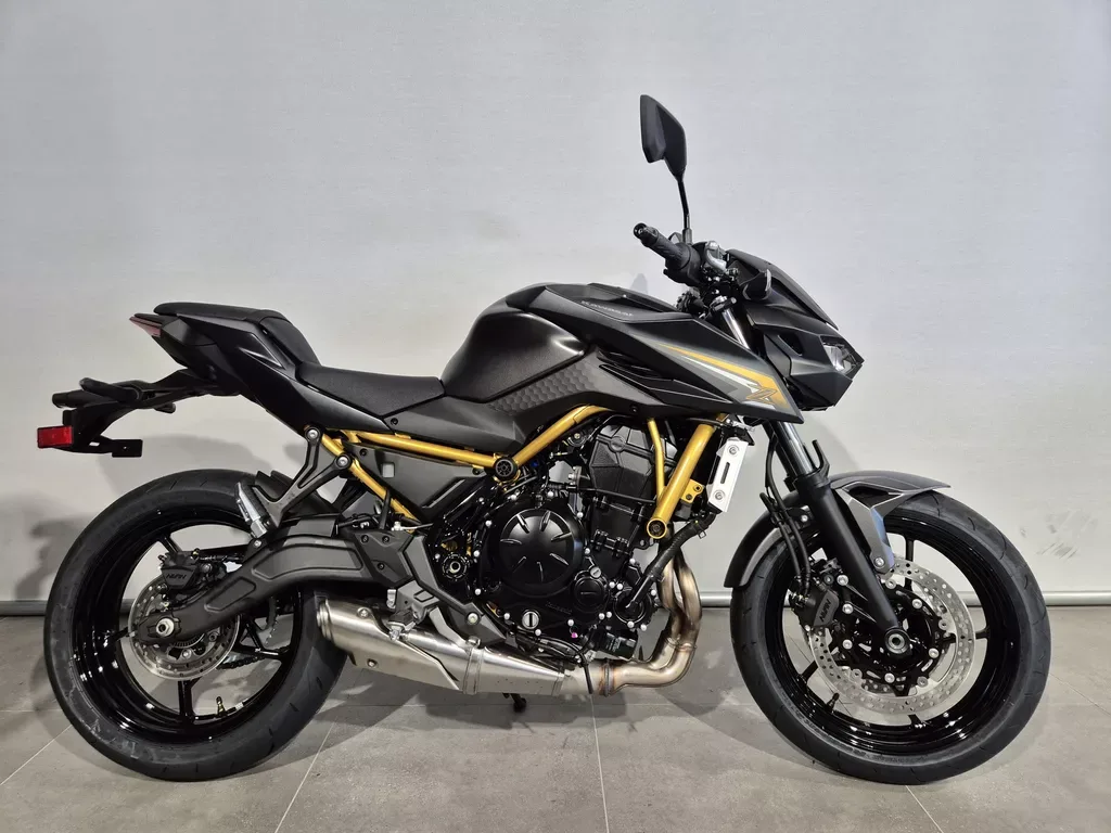 Kawasaki Z 650 S (2026) — foto 1