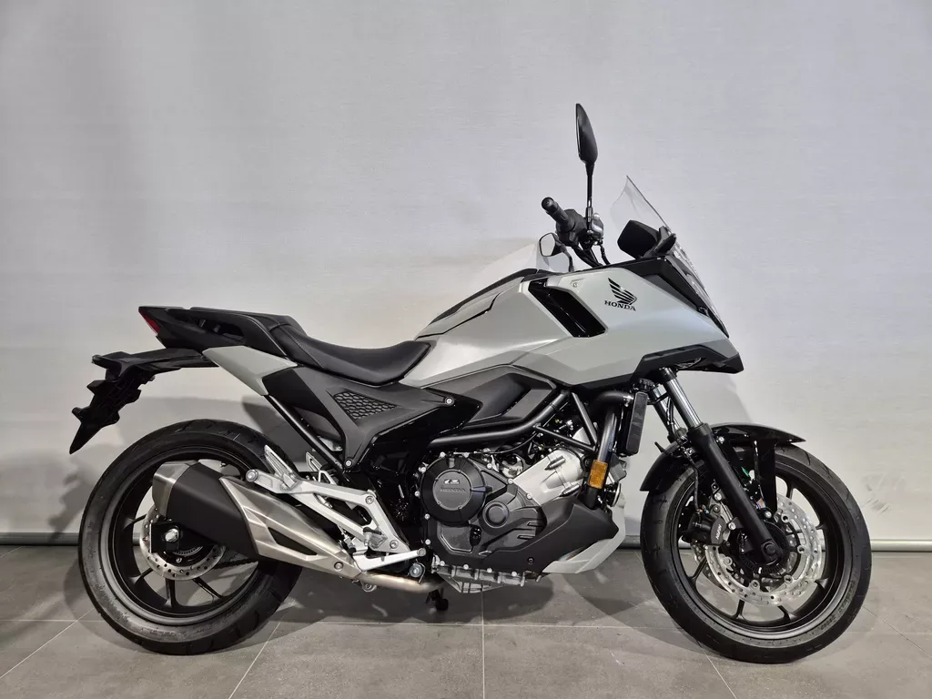 Honda NC750X (2026) — foto 1
