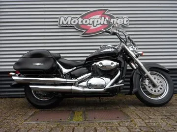Suzuki VL800 (2004) — foto 1