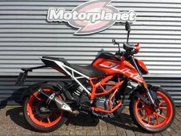 KTM 390 (2020) — foto 1