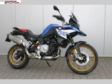 BMW F (2022) — foto 1