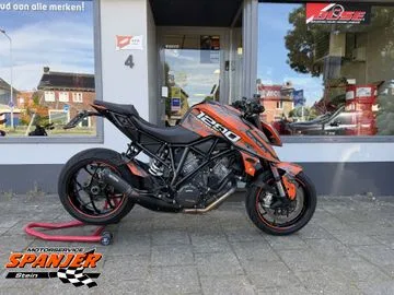 KTM 1290 SuperDuke R (2018) — foto 1