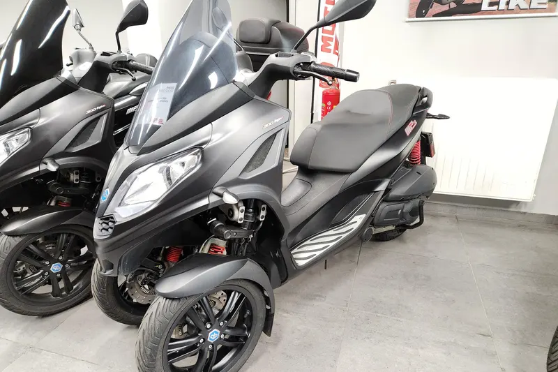 Piaggio MP3 300 HPE Sport (2020)