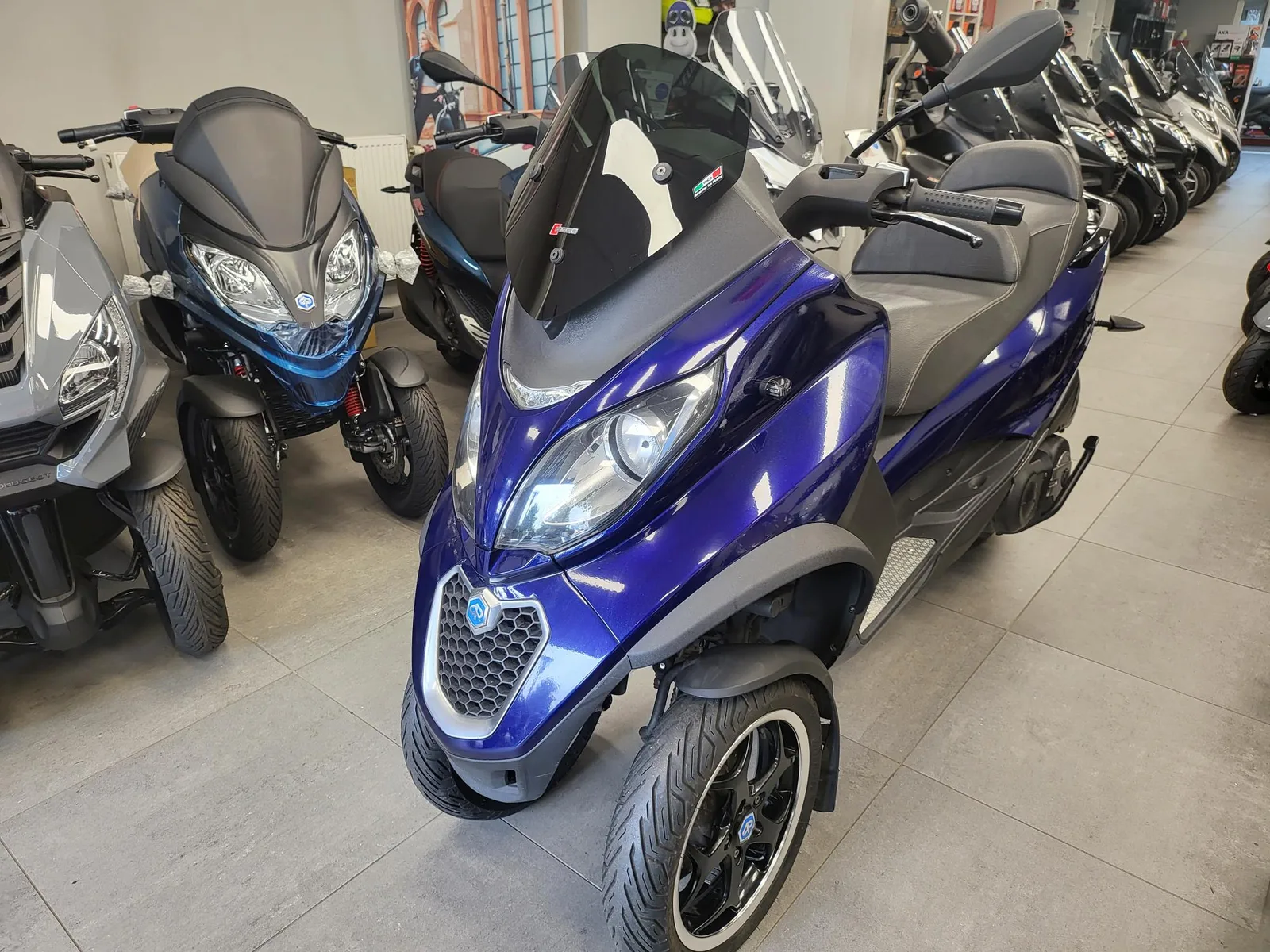 Piaggio MP3 500 (2017) — foto 1