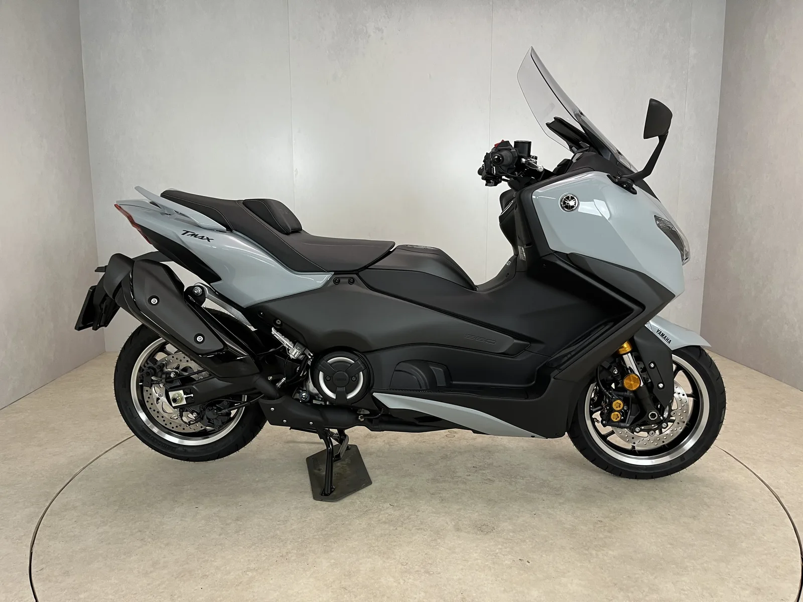 Yamaha Tmax 560 Tech MAX (2026) — foto 1