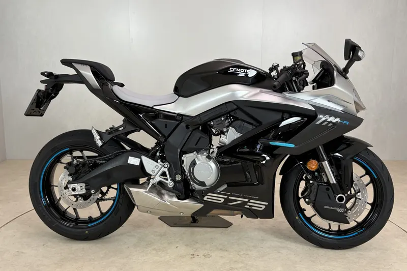 CFMoto 700 MT (2026)