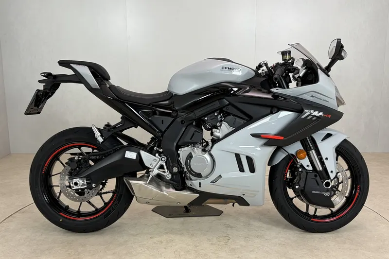 CFMoto 700 MT (2026)
