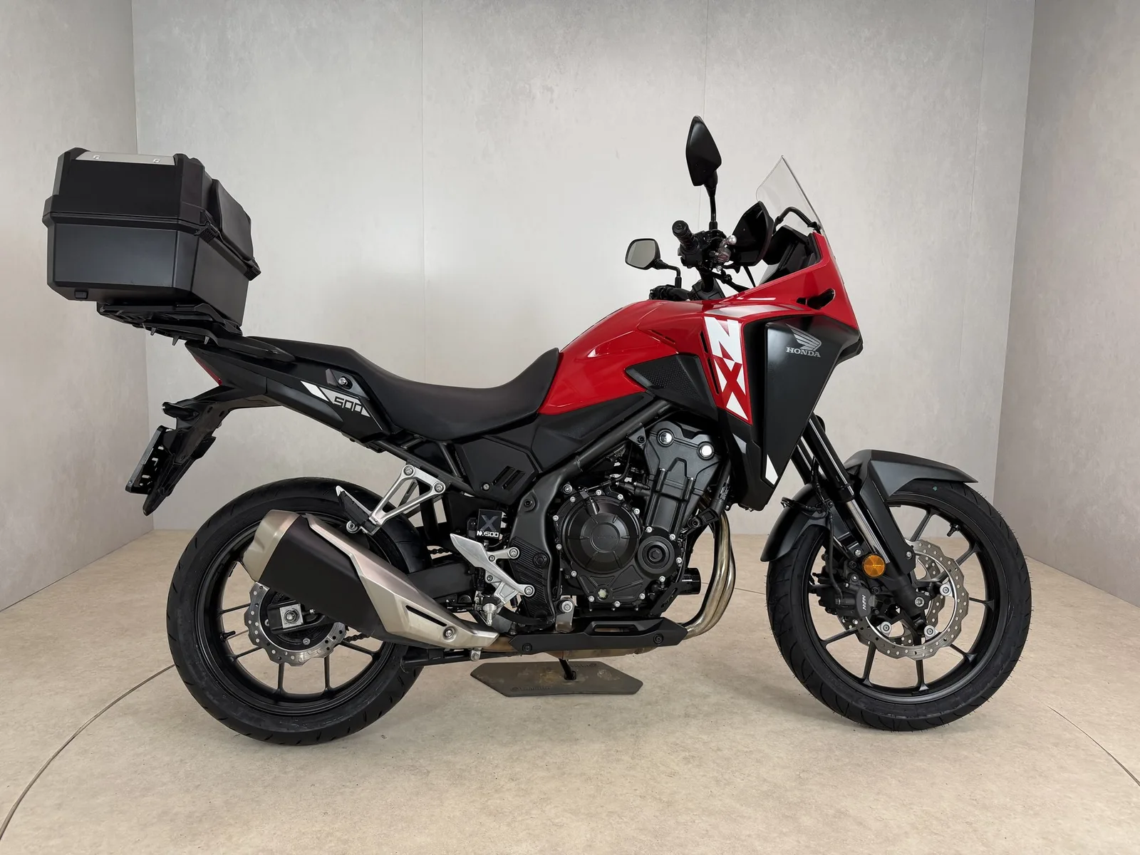 Honda NX 500 (2024) — foto 1