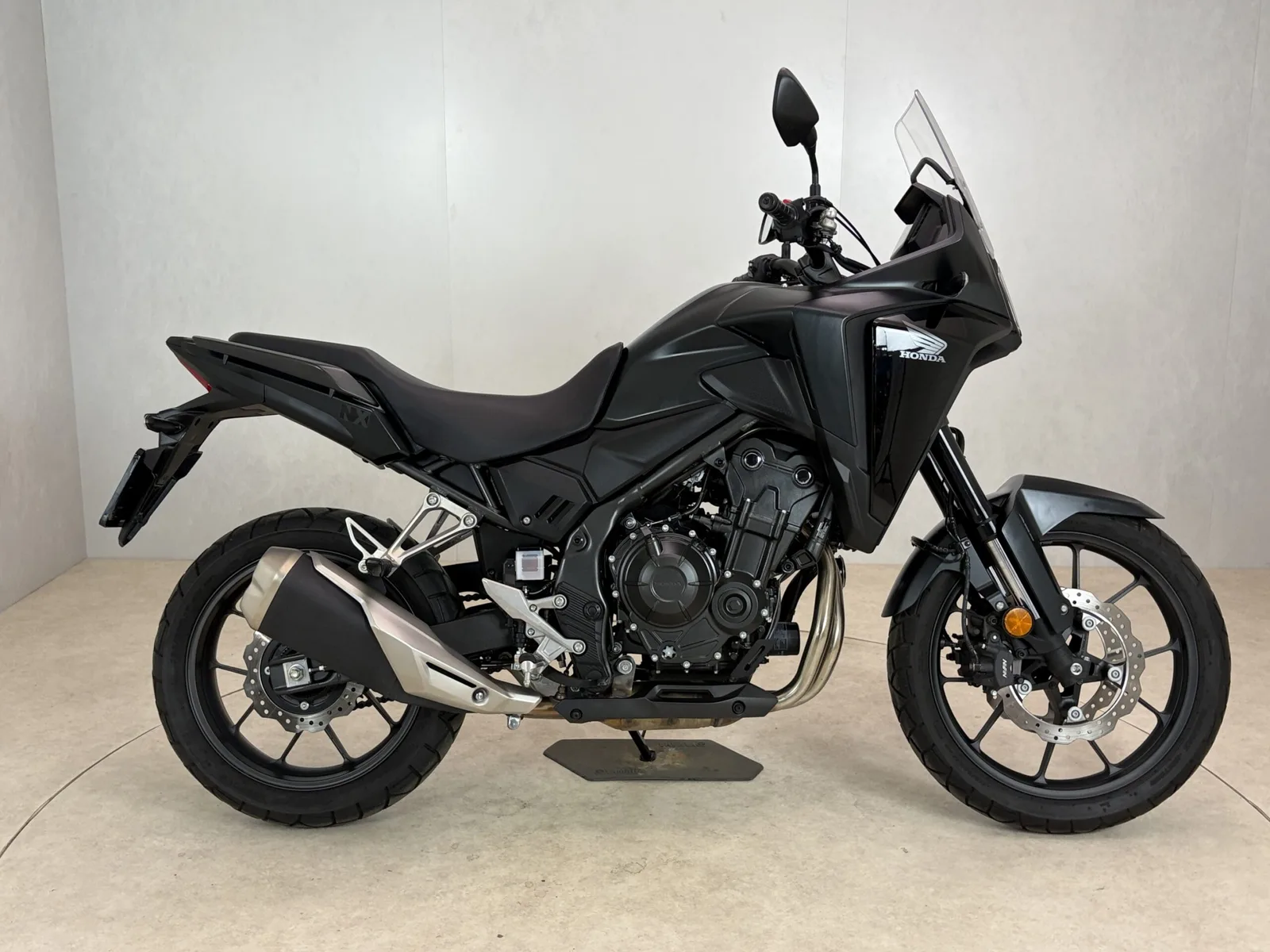 Honda NX 500 (2024) — foto 1
