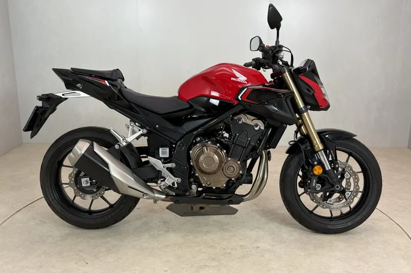 Honda CB500F (2023)