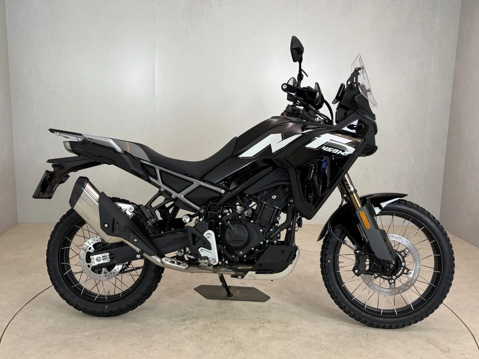 CFMoto 450MT (2026) — foto 1