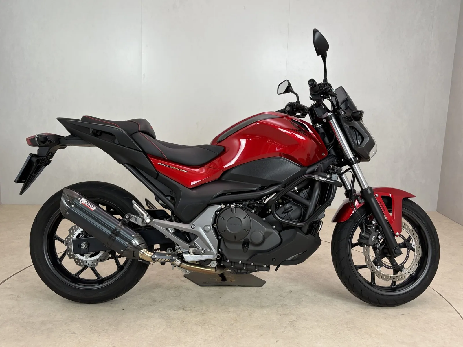 Honda NC 750 S (2015) — foto 1