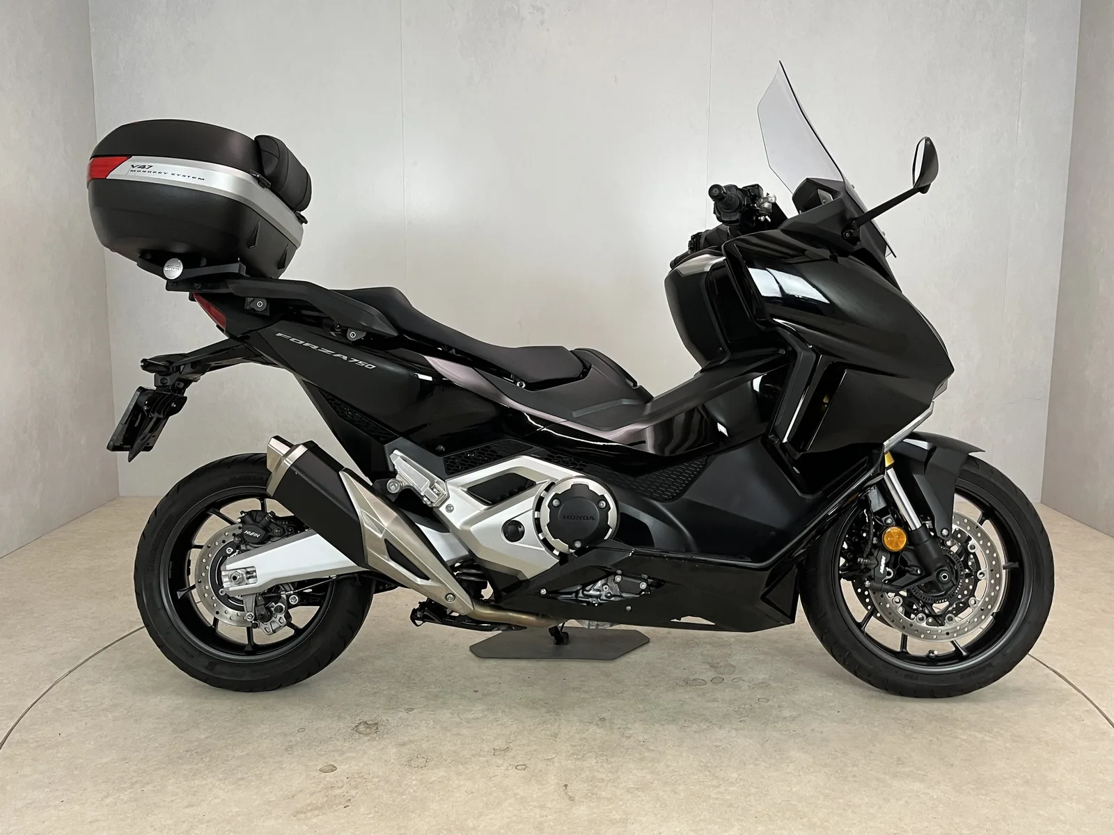 Honda Forza 750 (2021) — foto 1