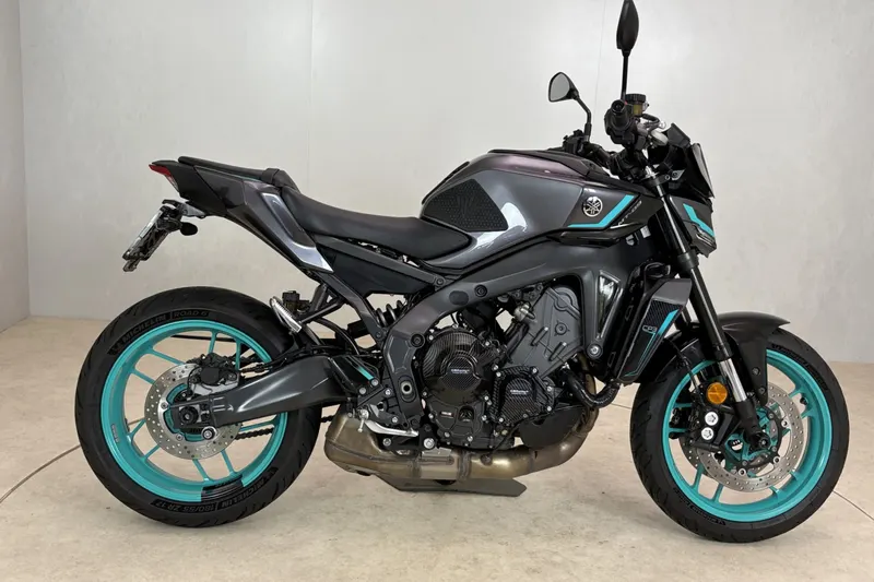 Yamaha MT-09 (2024)