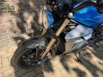 Energica ESSEESSE9 (2018) — foto 1