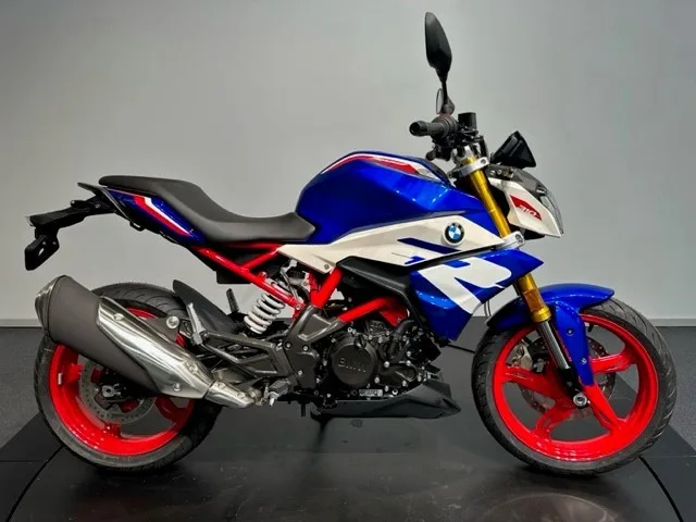 BMW G 310 R (2024) — foto 1