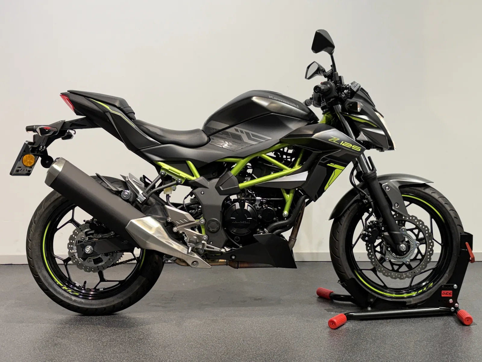 Kawasaki Z125 (2025) — foto 1