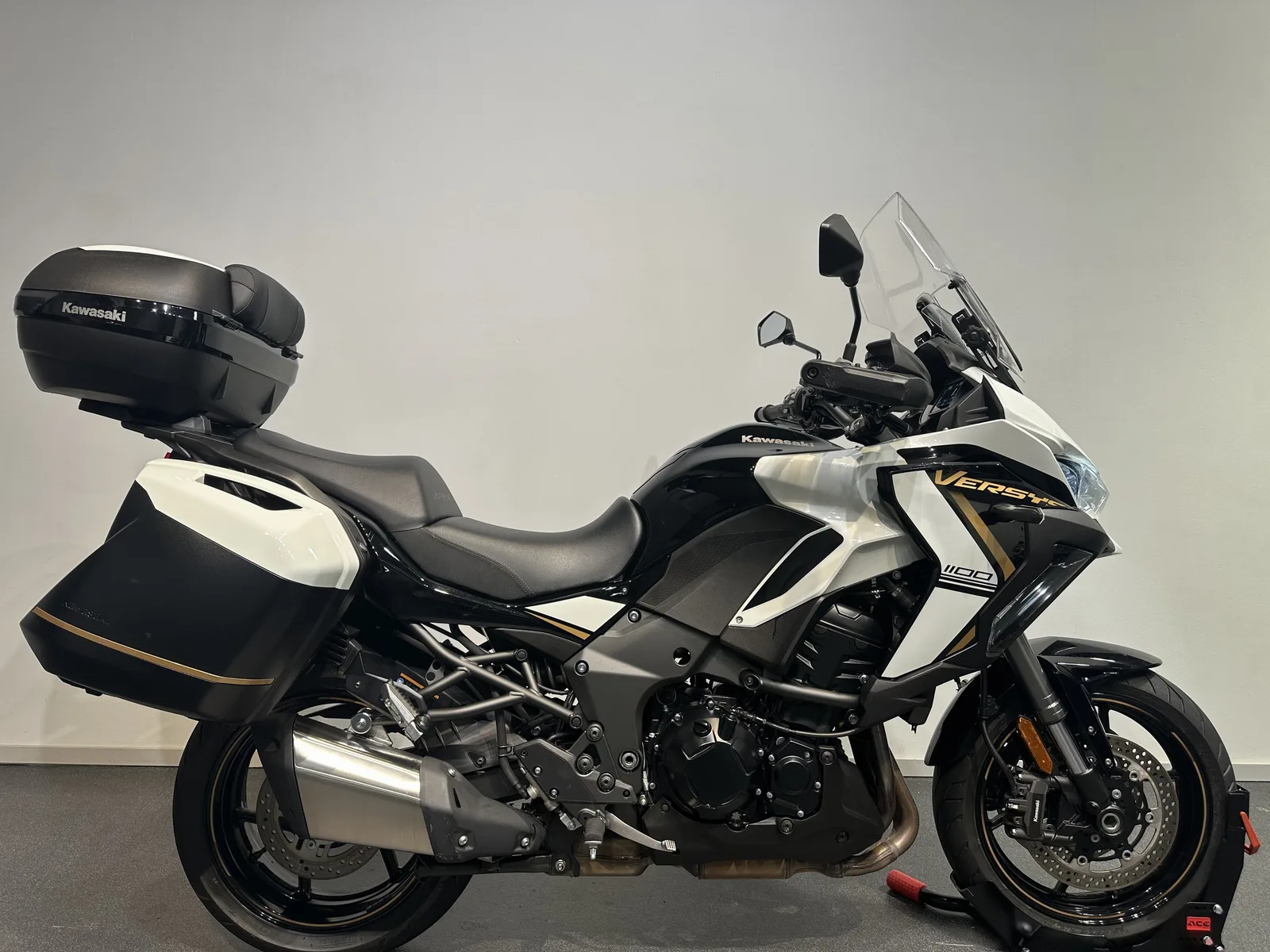 Kawasaki Versys 1100 SE (2025) — foto 1