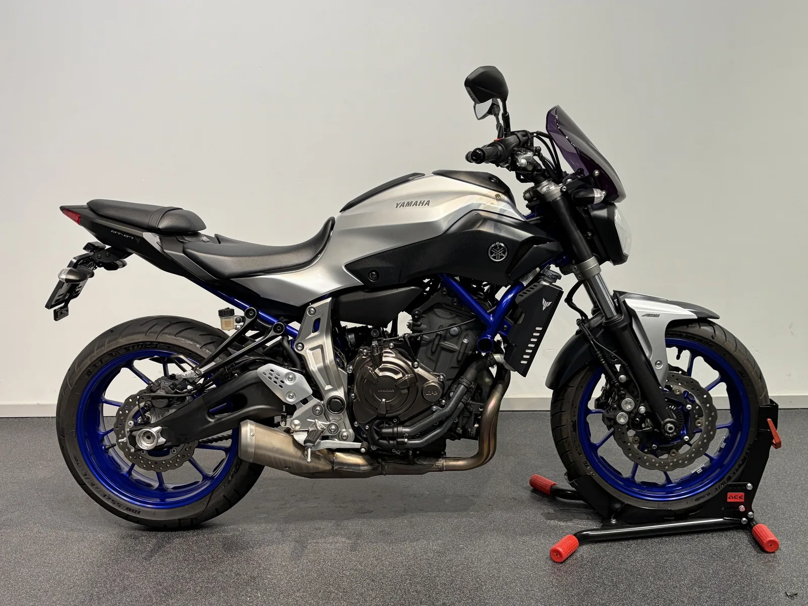 Yamaha MT-07 (2015) — foto 1