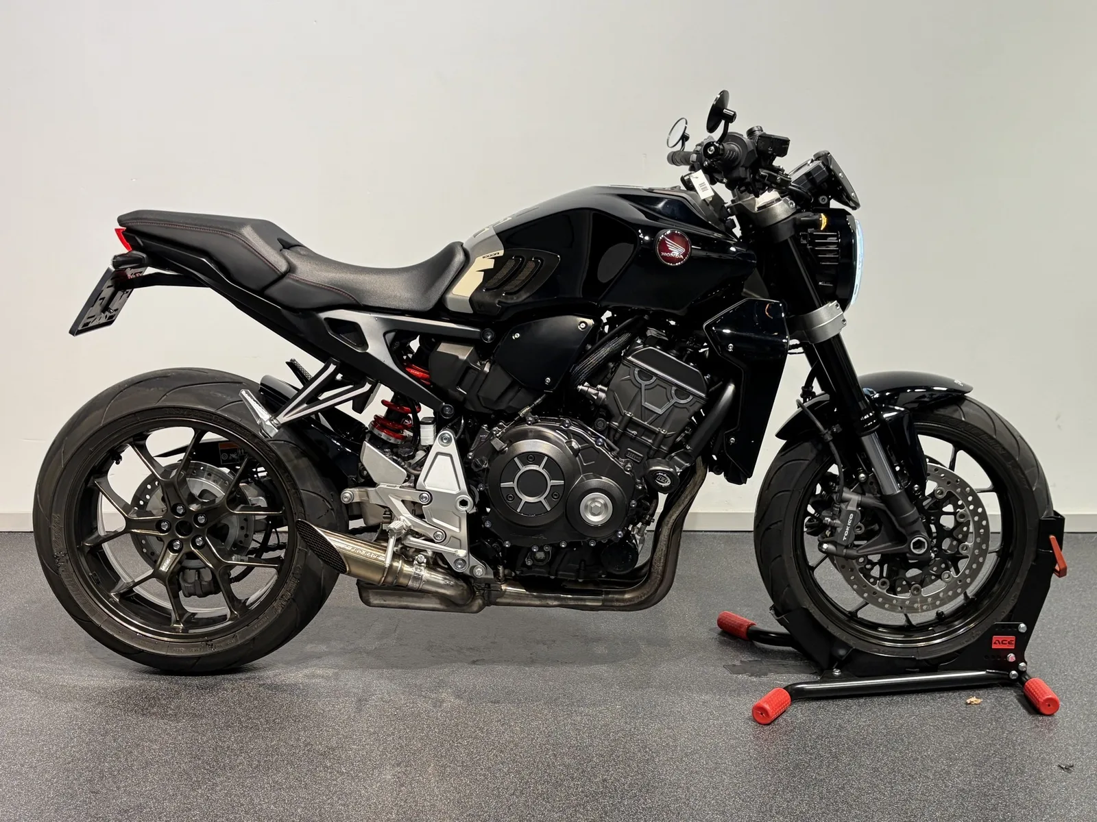Honda CB1000R (2020) — foto 1