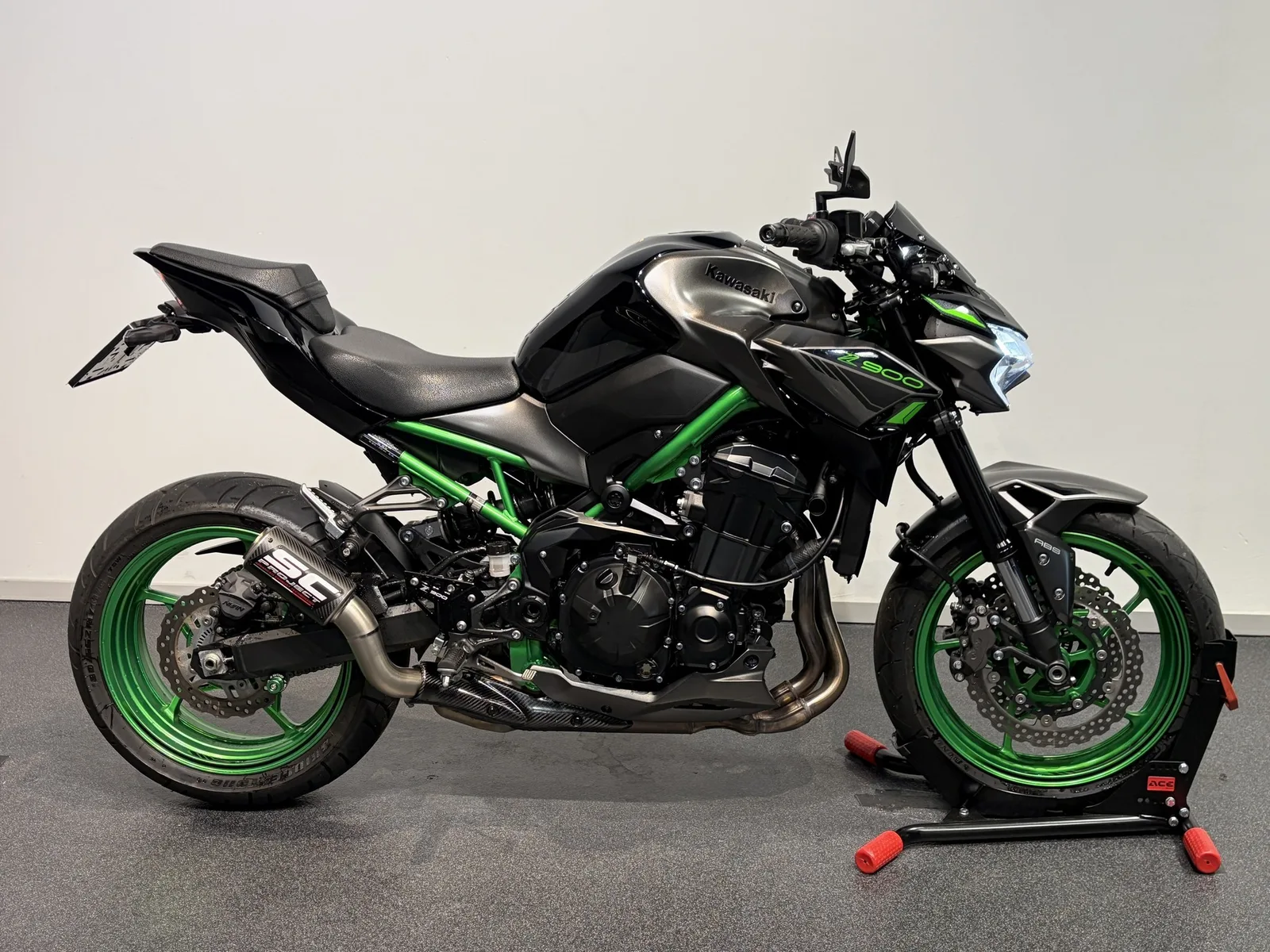 Kawasaki Z900 (2024) — foto 1