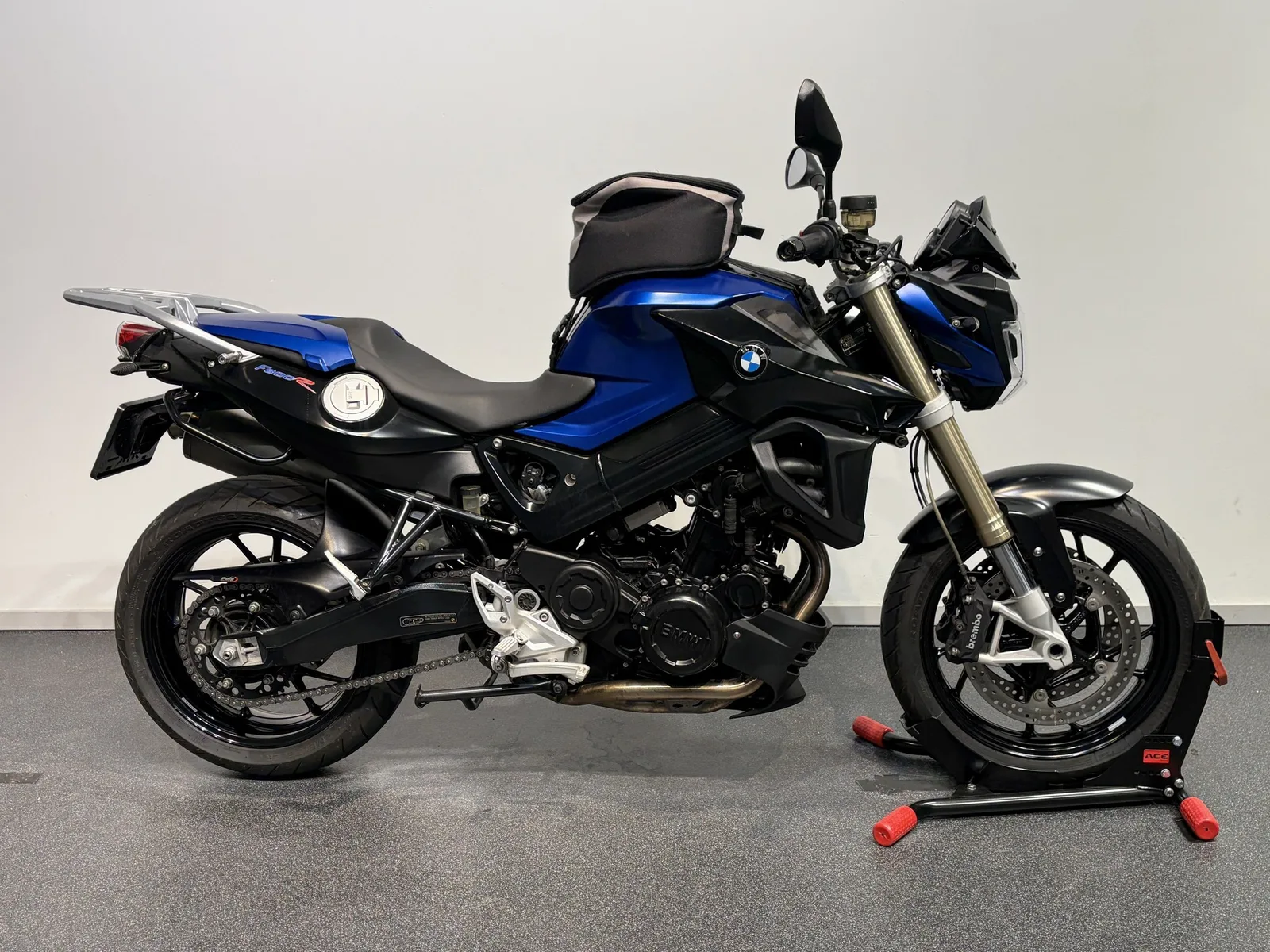 BMW F 800 R (2016) — foto 1