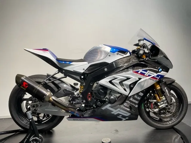 BMW HP4 Race (2017) — foto 1