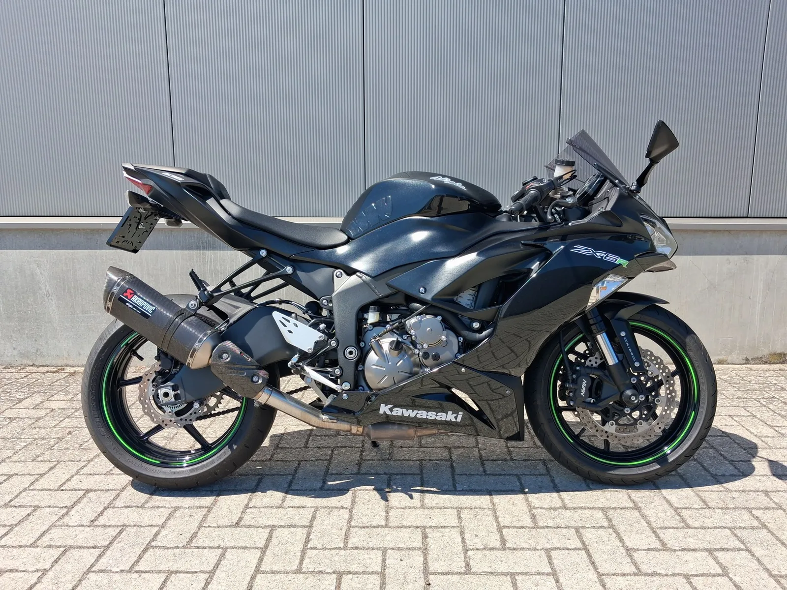 Kawasaki Ninja ZX-6R (2019) — foto 1