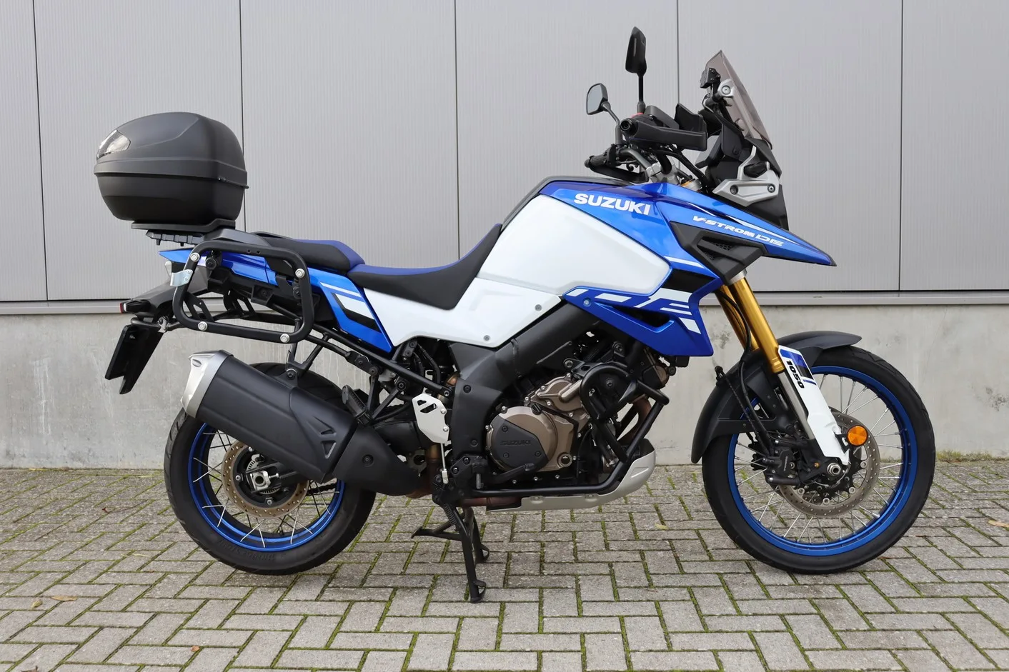 Suzuki DL1050DE (2023) — foto 1