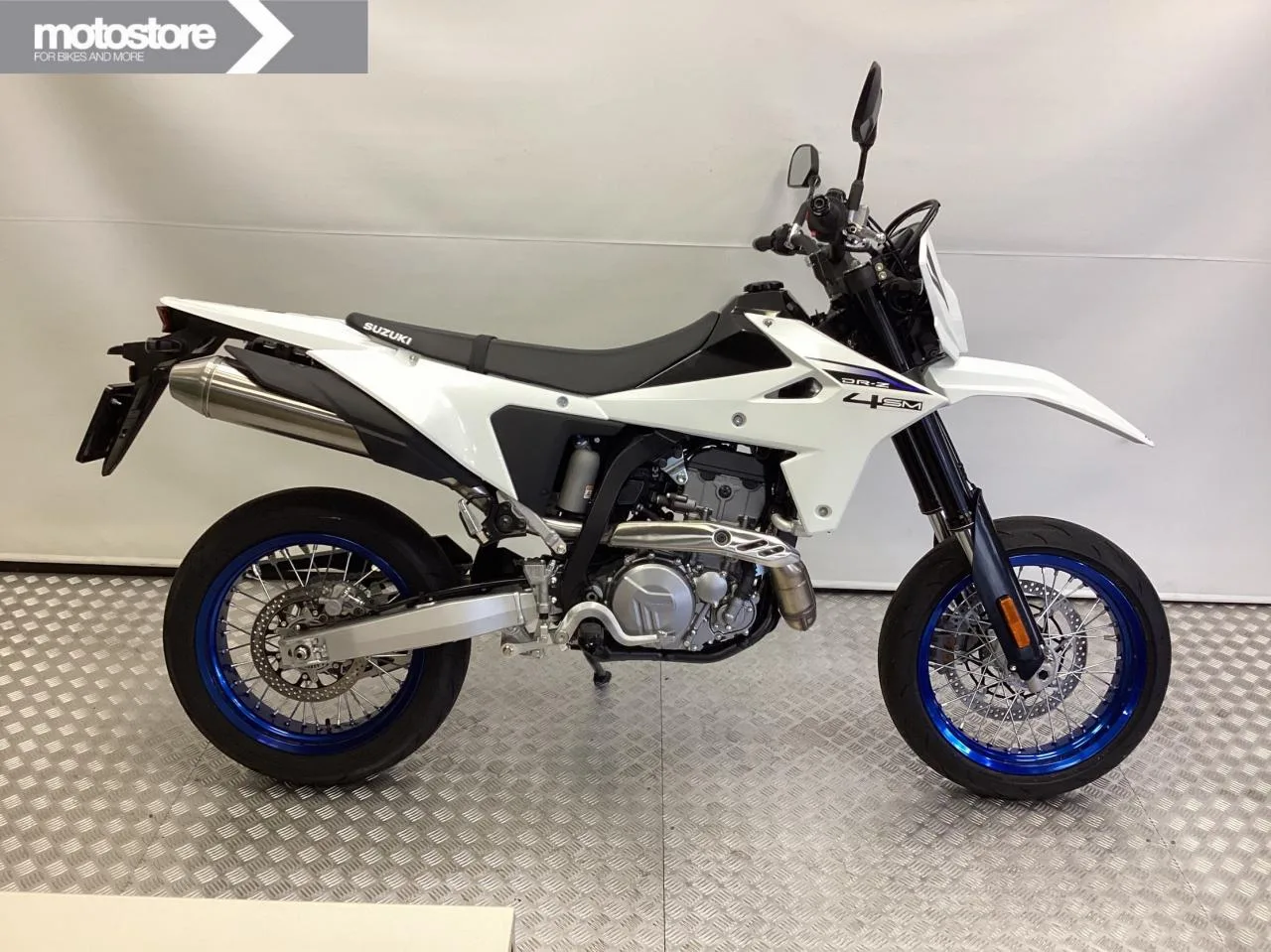 Suzuki DR-Z 400 SM (2025) — foto 1